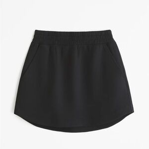 Abercrombie & Fitch
YPB neoKNIT Unlined Mini Skirt